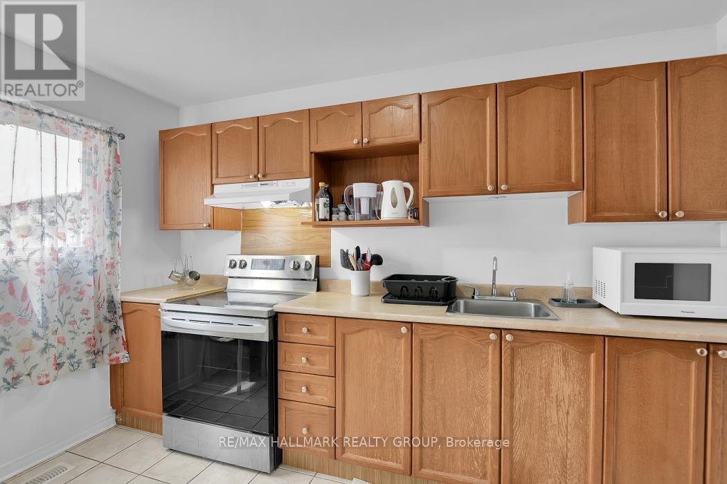 #81 2772 PIMLICO CRESCENT - 13