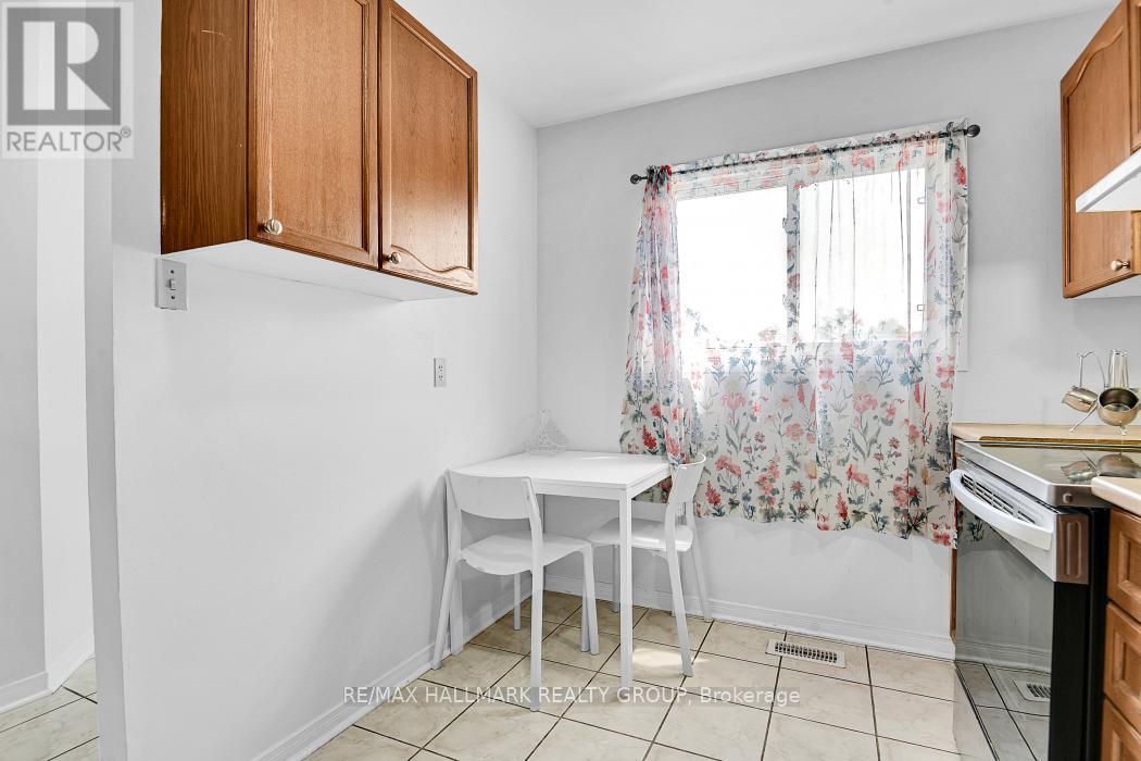 #81 2772 PIMLICO CRESCENT - 16