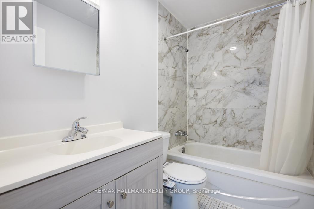 #81 2772 PIMLICO CRESCENT - 26