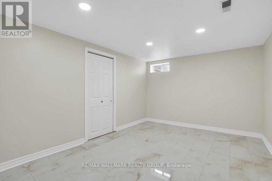 #81 2772 PIMLICO CRESCENT - 29