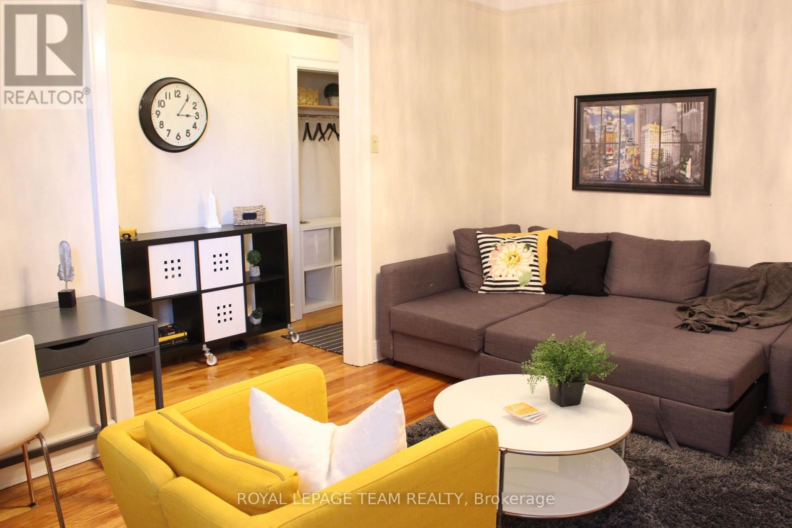 2 Bed, 1 Bath House for Rent in Ottawa – 14 – 612 BANK STREET, Ottawa – MLS# X13481290 - Image 9