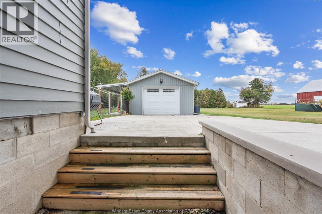 215 COUNTY RD 34 West - 37