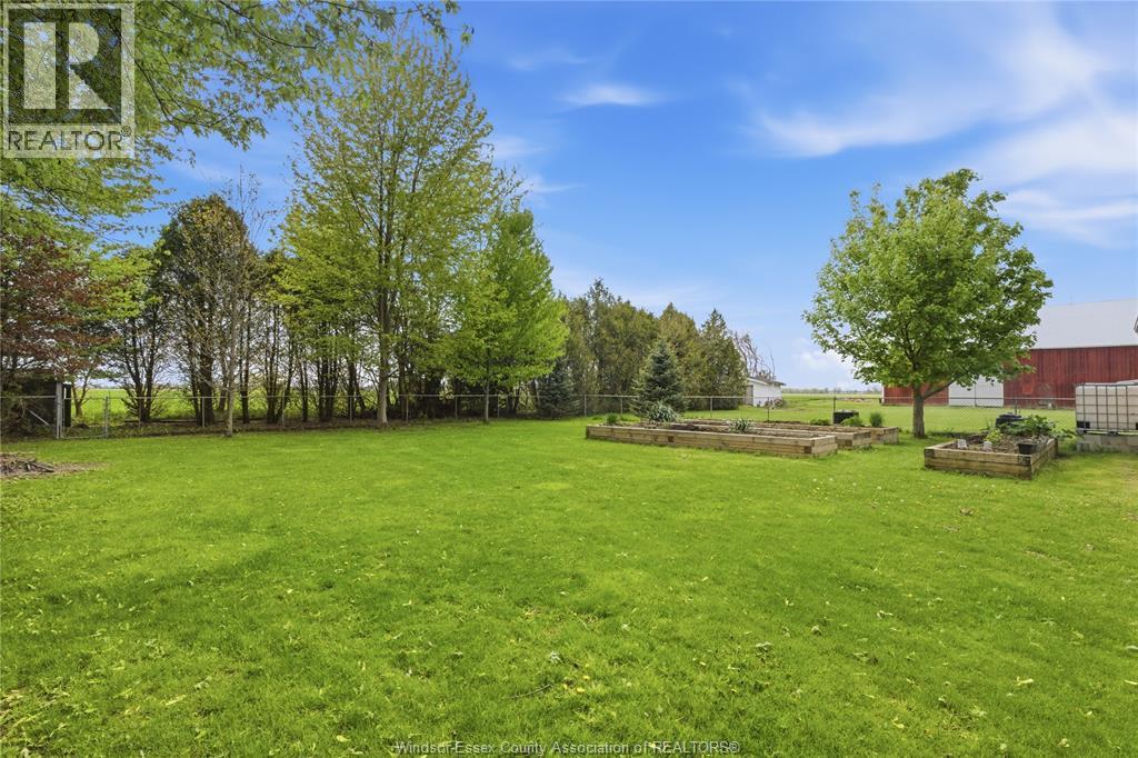 215 COUNTY RD 34 West - 46