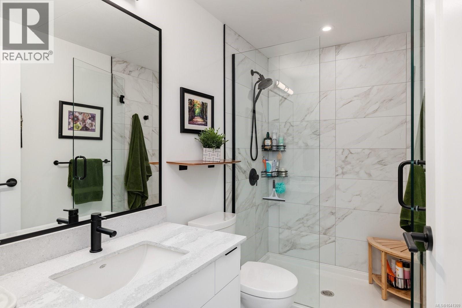 #402 1110 Samar Cres - 15