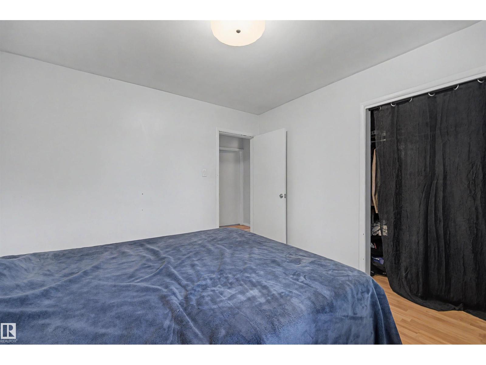 12707 87 ST NW - 20