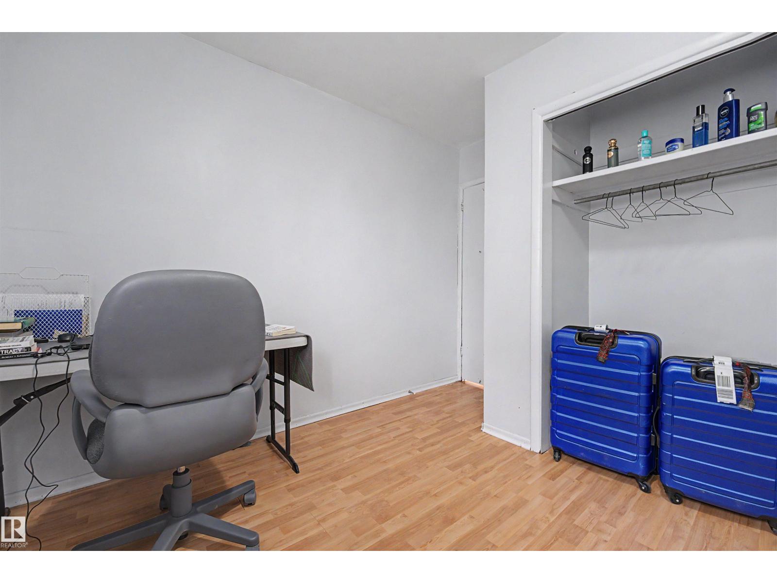 12707 87 ST NW - 23