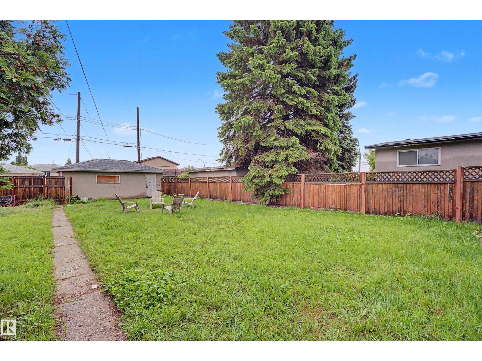 12707 87 ST NW - 40