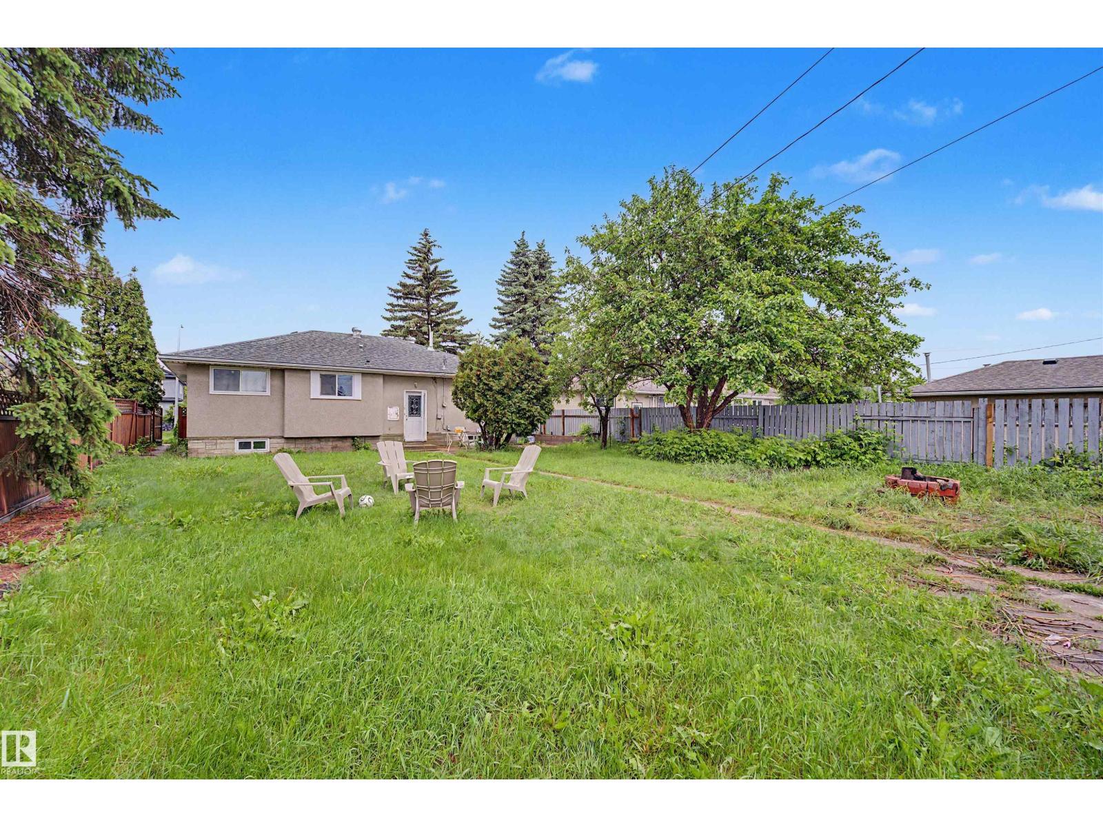 12707 87 ST NW - 42