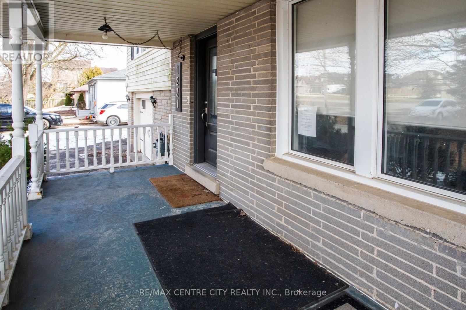 1231 SUNNINGDALE ROAD E - 3