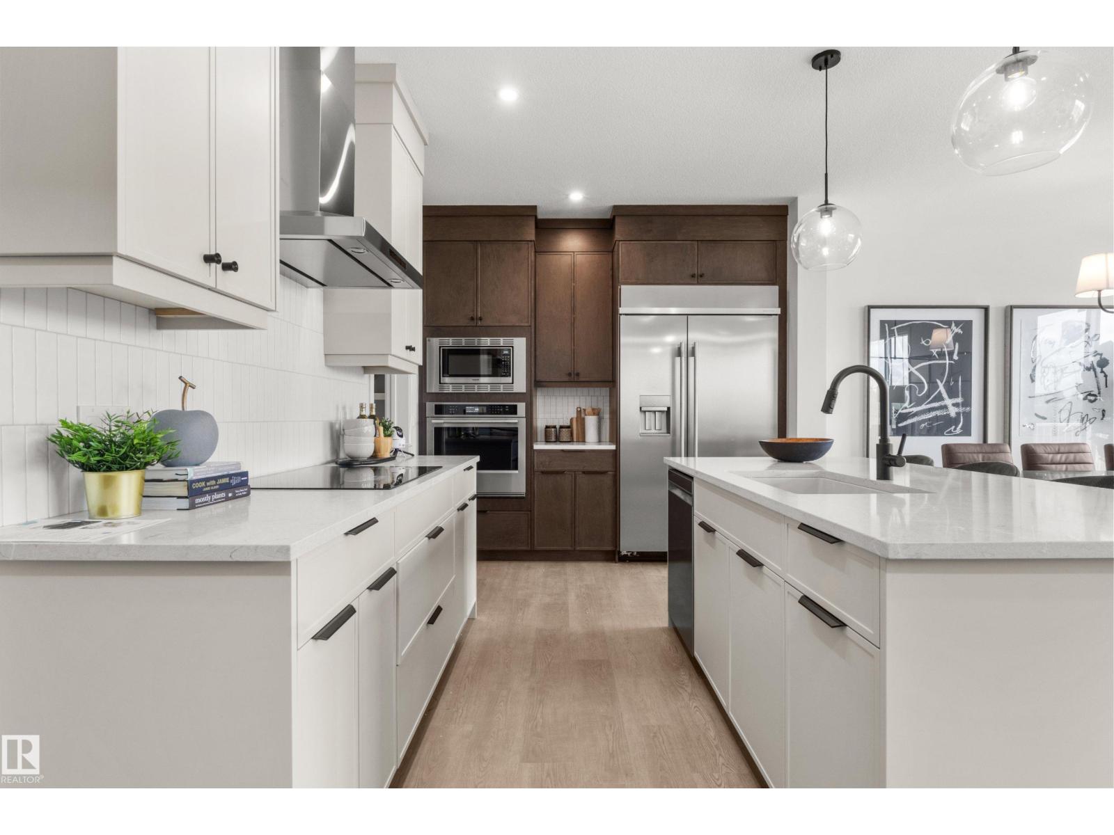 12528 34 AV SW - 1