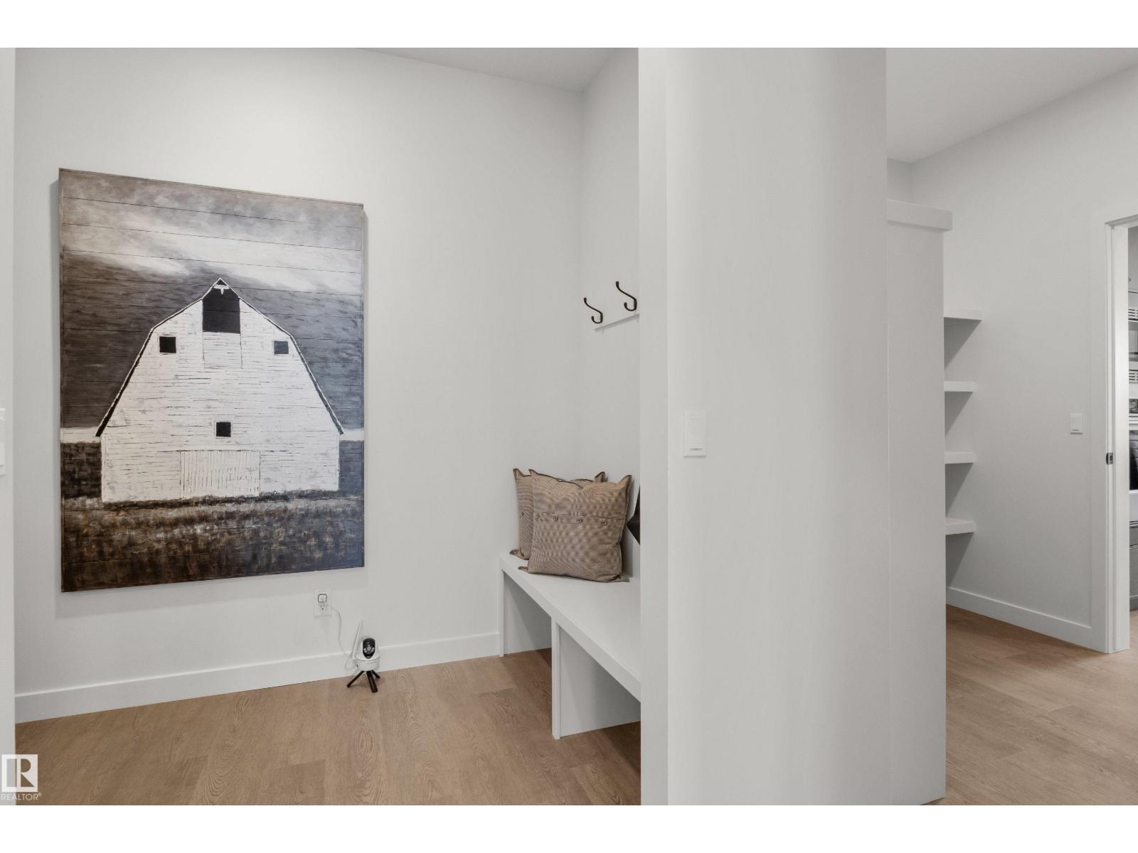 12528 34 AV SW - 6