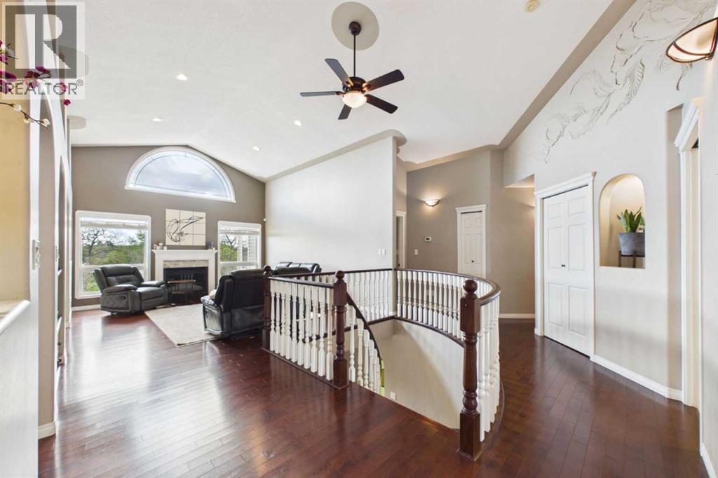 32 Lakes Close — photo 10