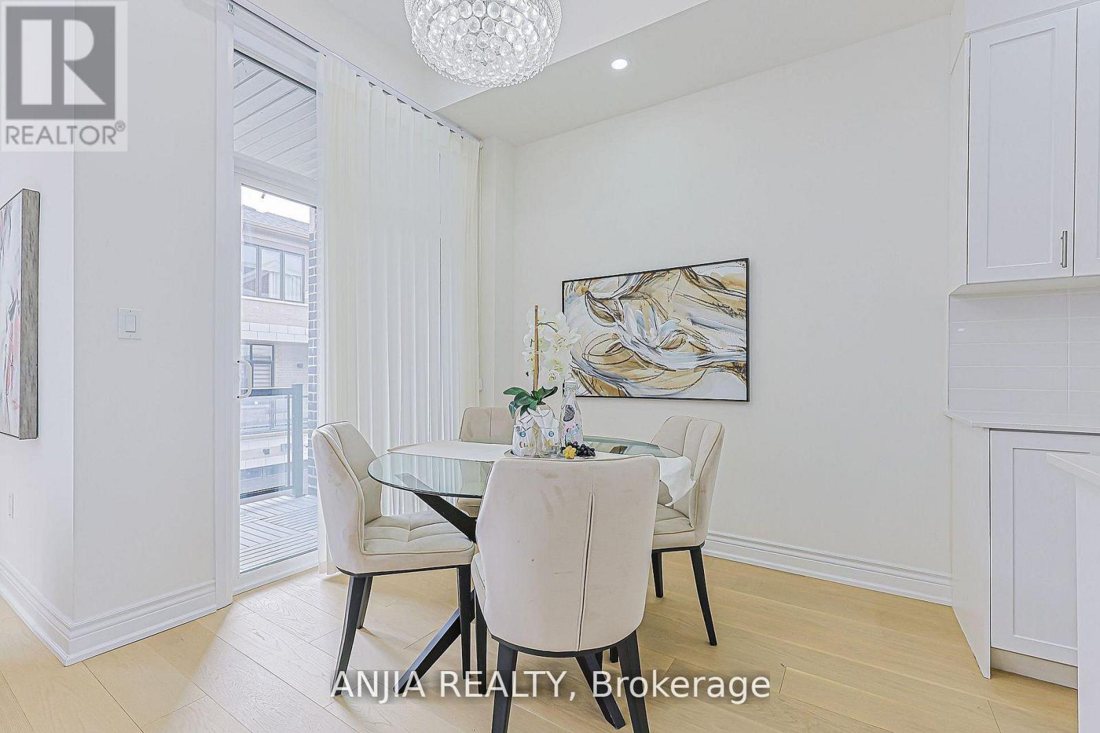 45 KAHSHE LANE - 24