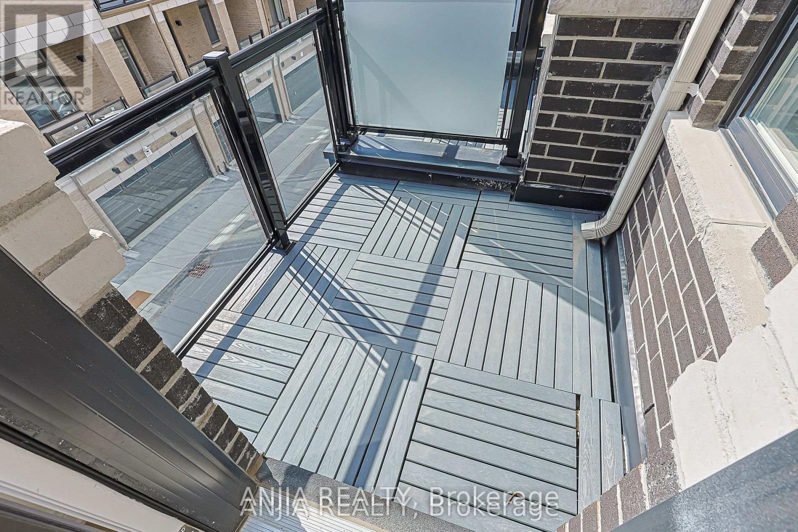 45 KAHSHE LANE - 27