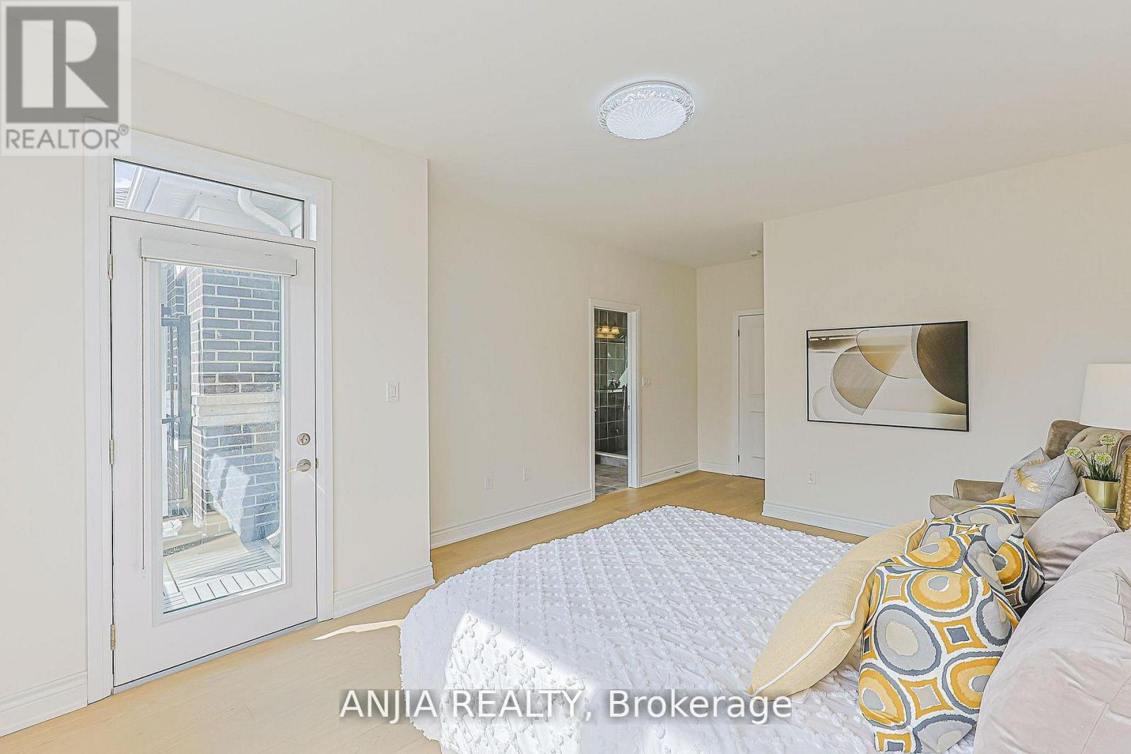 45 KAHSHE LANE - 34