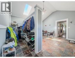 Laundry room - 58 & 72 Shakwak St., Destruction Bay, YT Y0B1H0 Photo 10