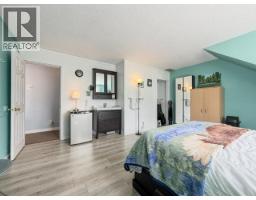 58 & 72 Shakwak St., Destruction Bay, YT Y0B1H0 Photo 45