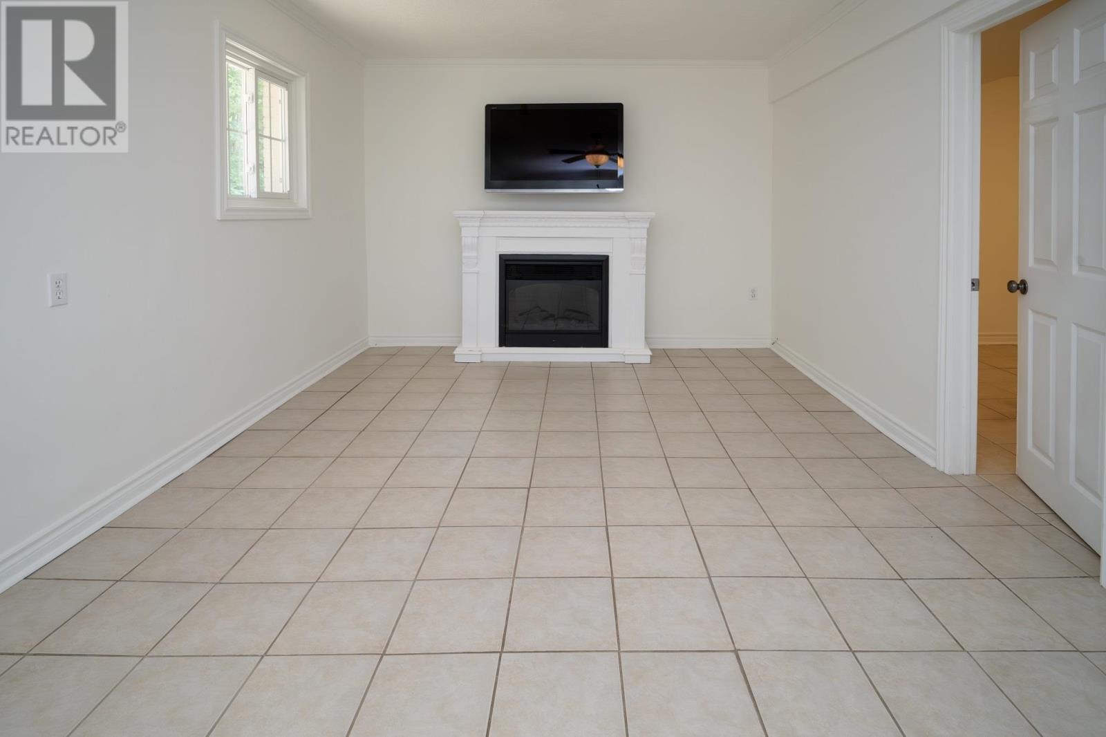 193A Grant RD - 16