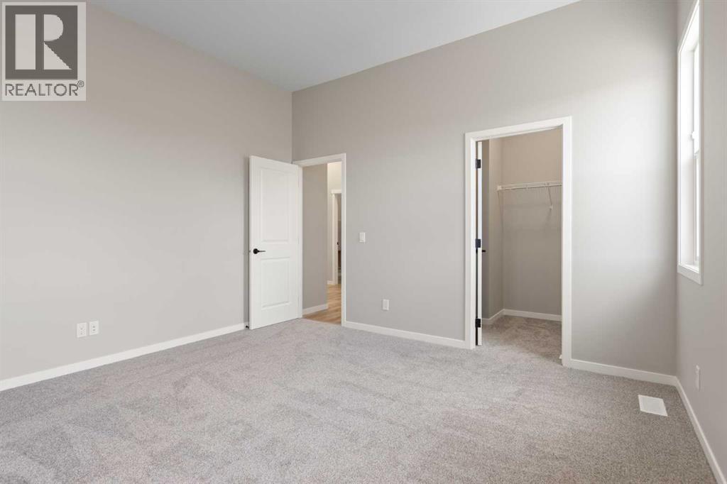 420 Montrose Green SE — photo 16