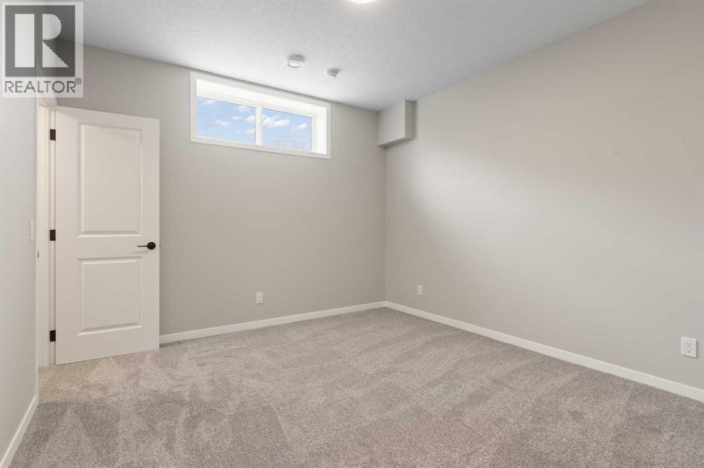 420 Montrose Green SE — photo 26