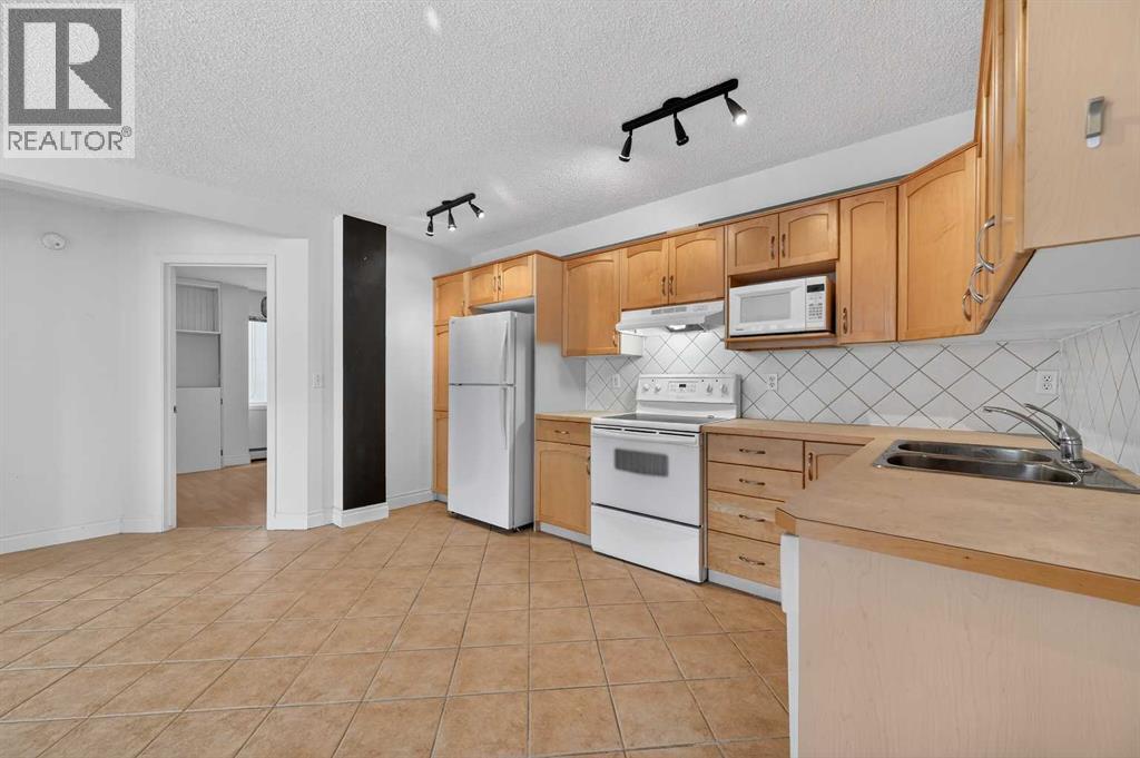 #10 1815 26 Avenue SW - 10