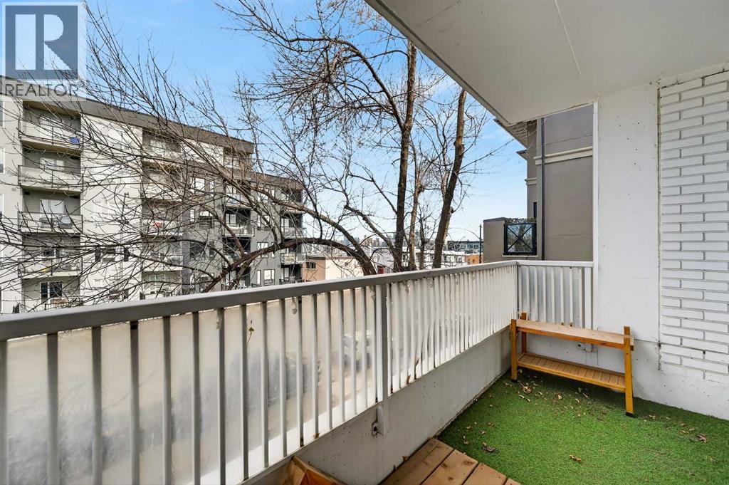#10 1815 26 Avenue SW - 29