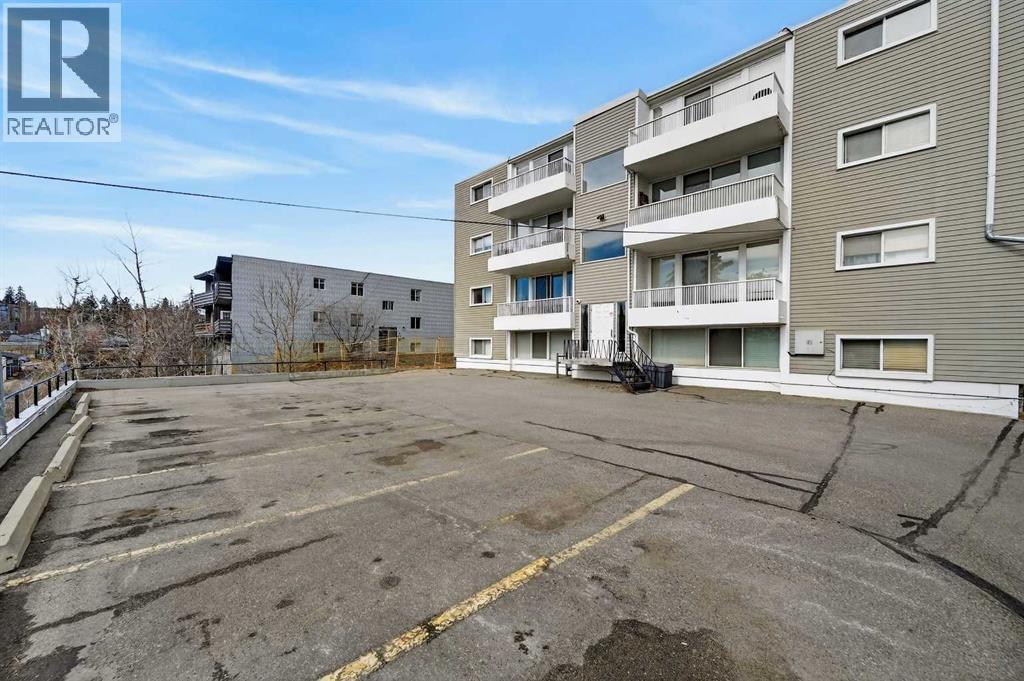 #10 1815 26 Avenue SW - 26