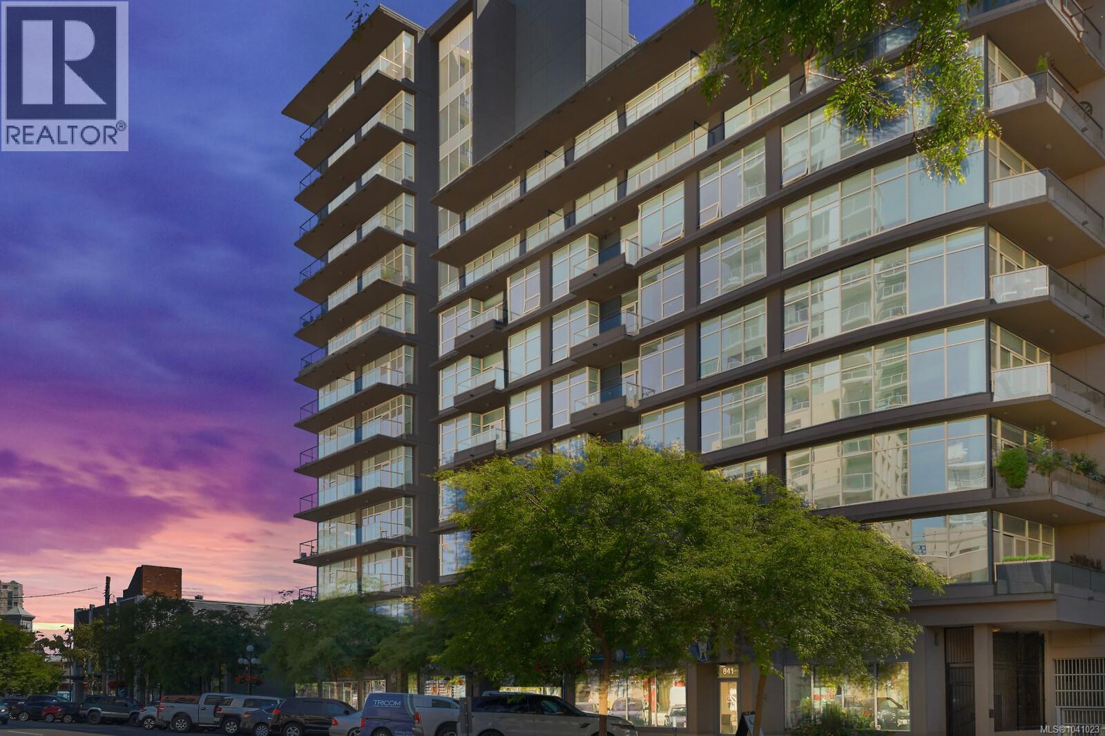 406 845 Yates Street, Victoria