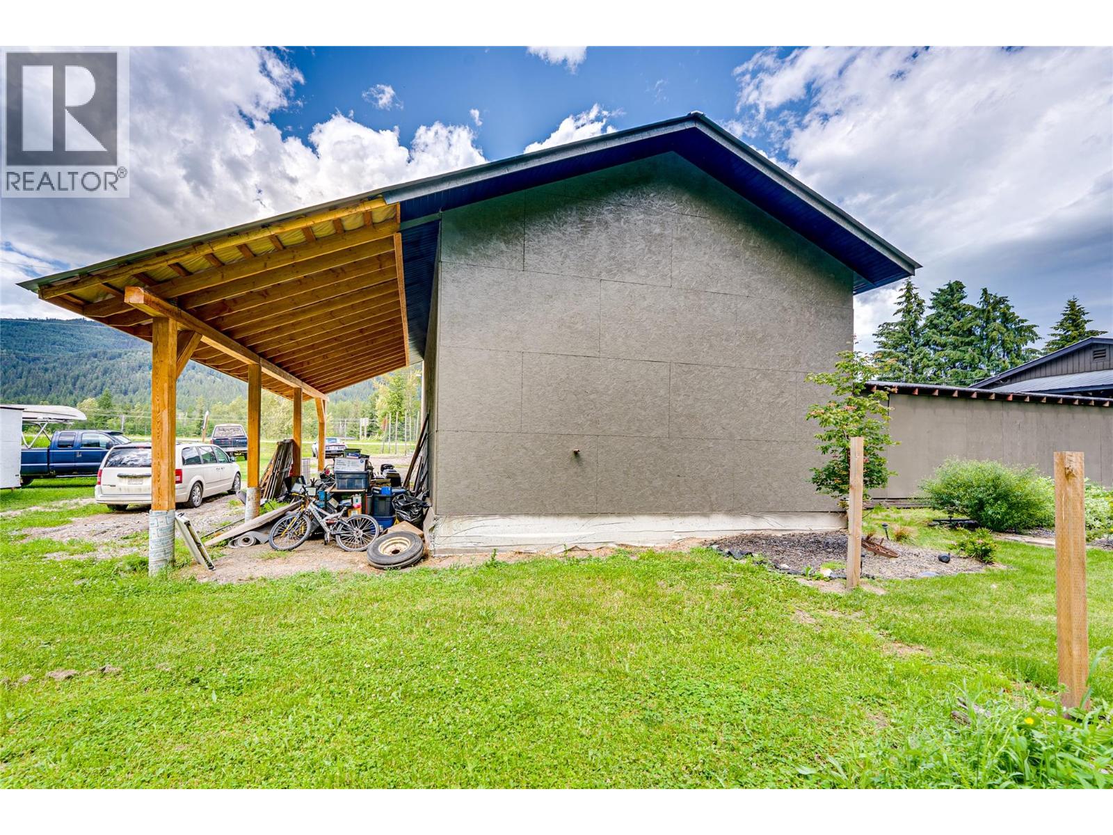 1206 Highway 6 Highway - 73