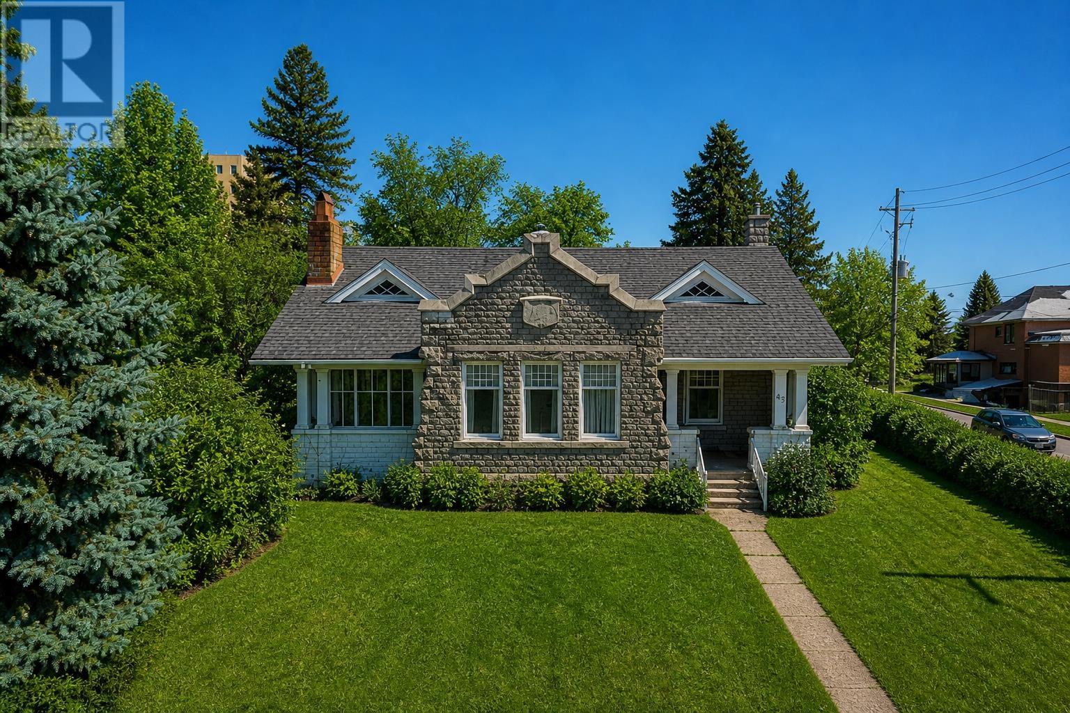 43 Summit AVE - 1