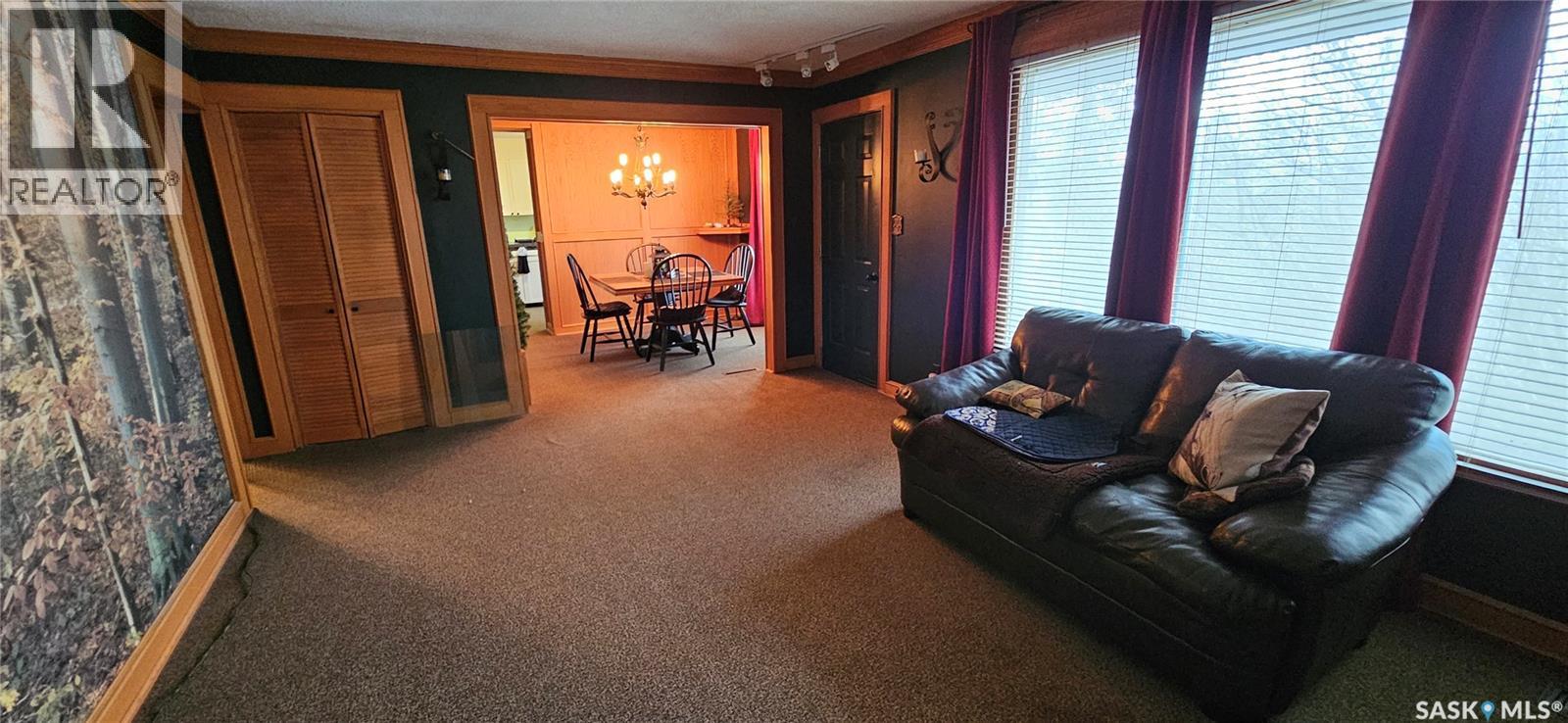 7 4th AVENUE NW - photo 3