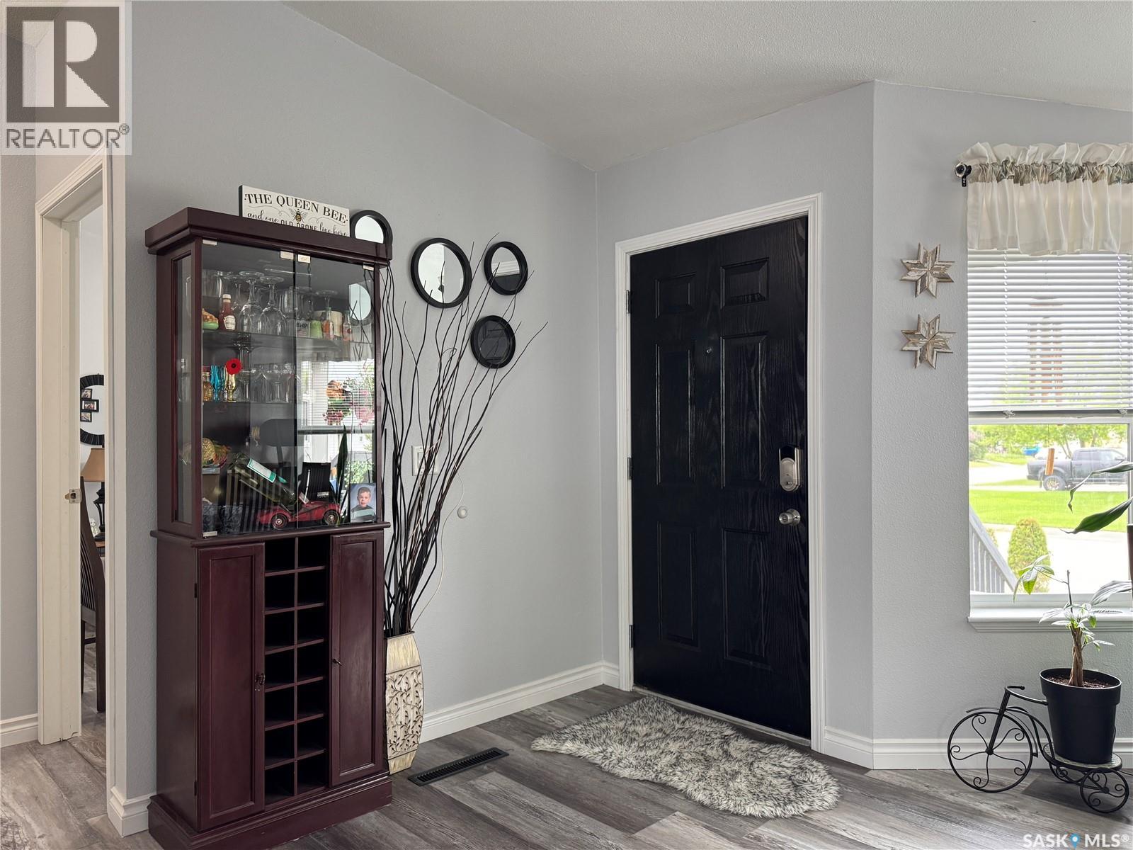 301 Tesky CRESCENT - 24