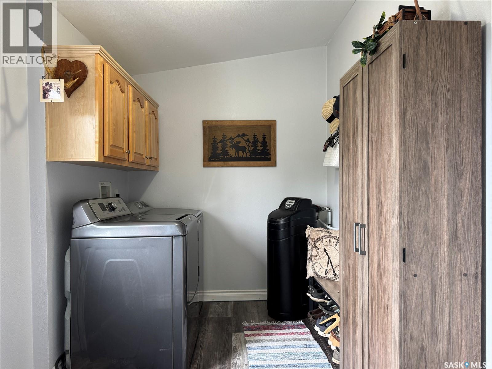 301 Tesky CRESCENT - 25