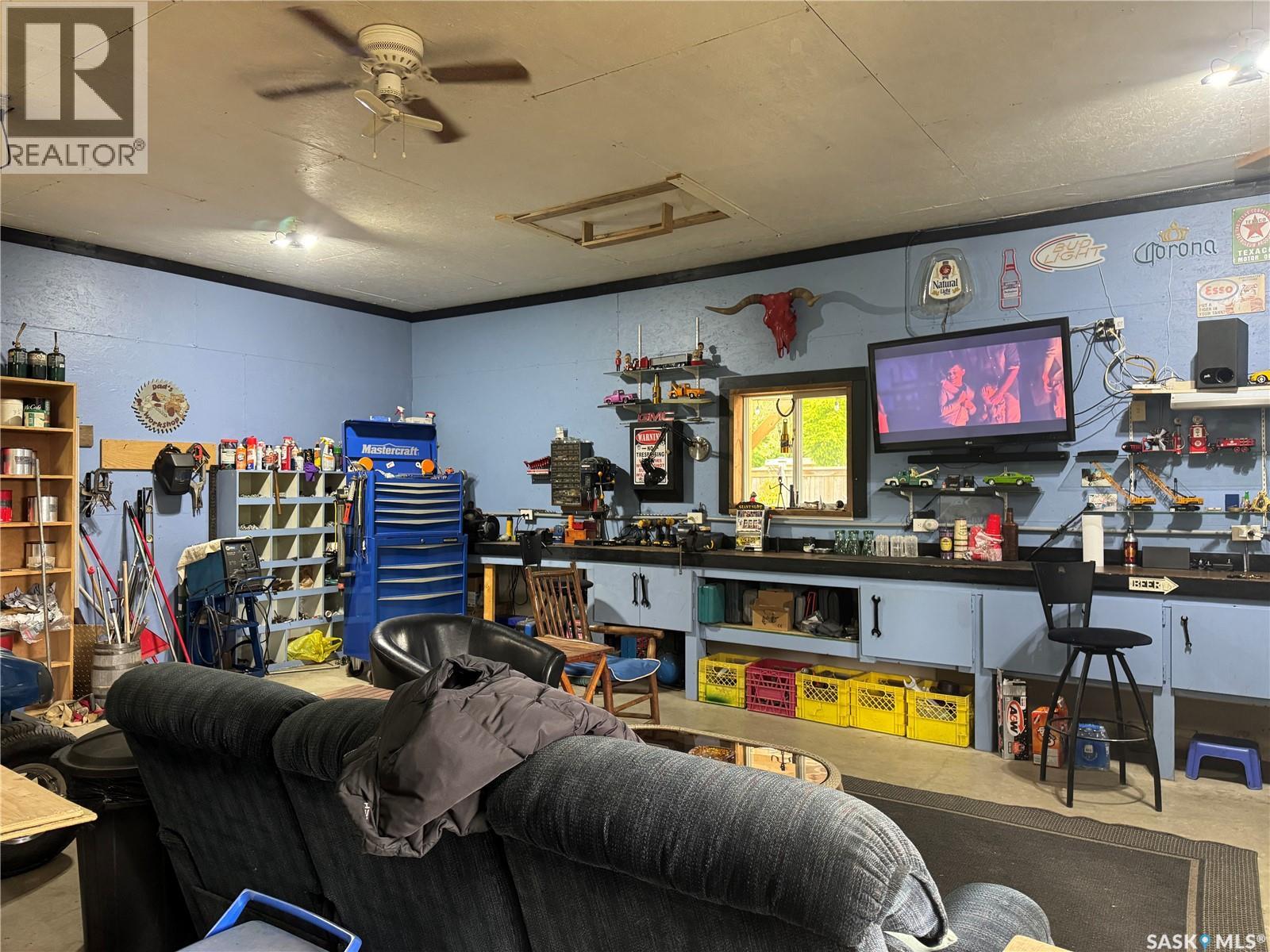 301 Tesky CRESCENT - 41