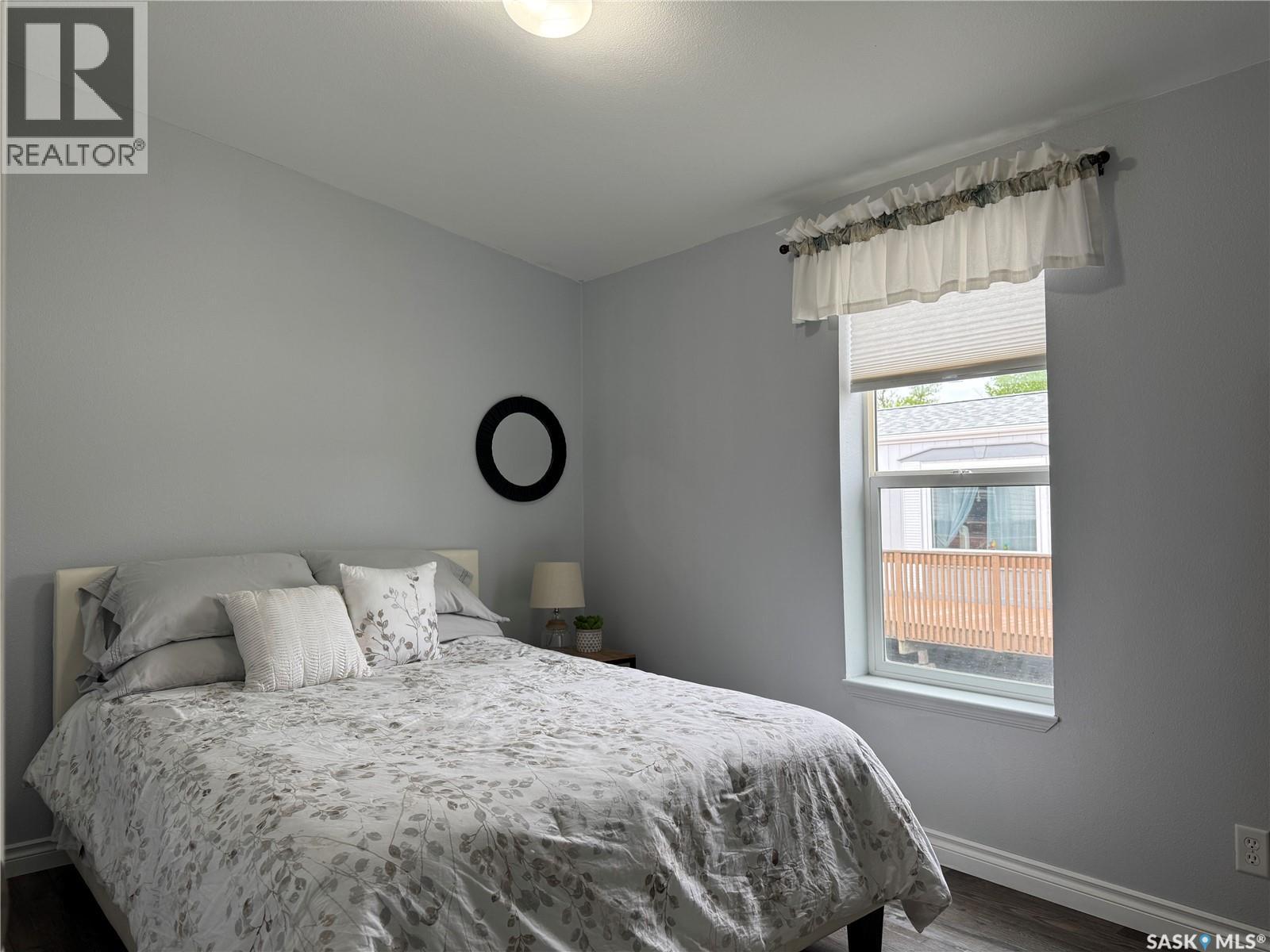 301 Tesky CRESCENT - 19