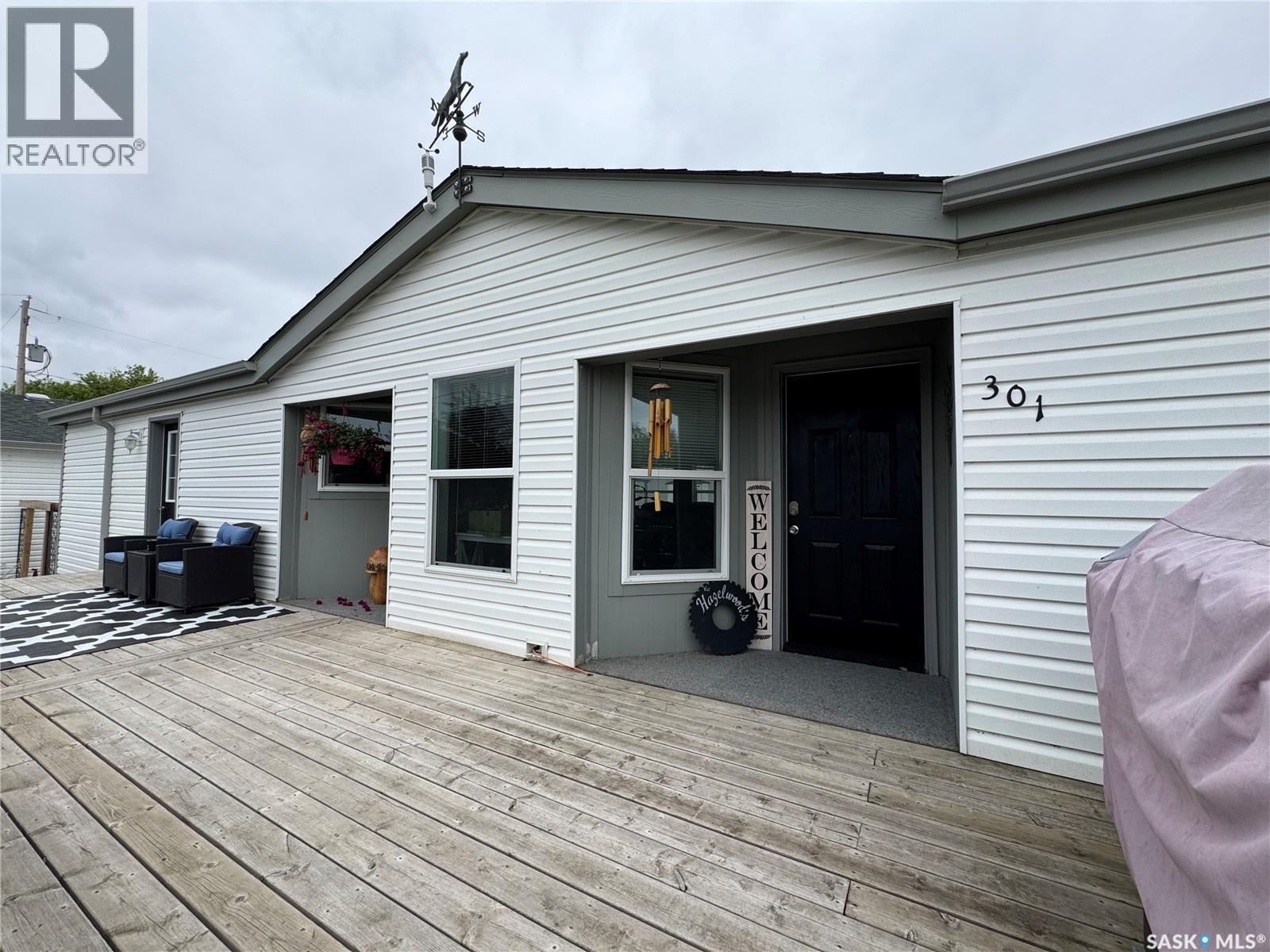 301 Tesky CRESCENT - 38