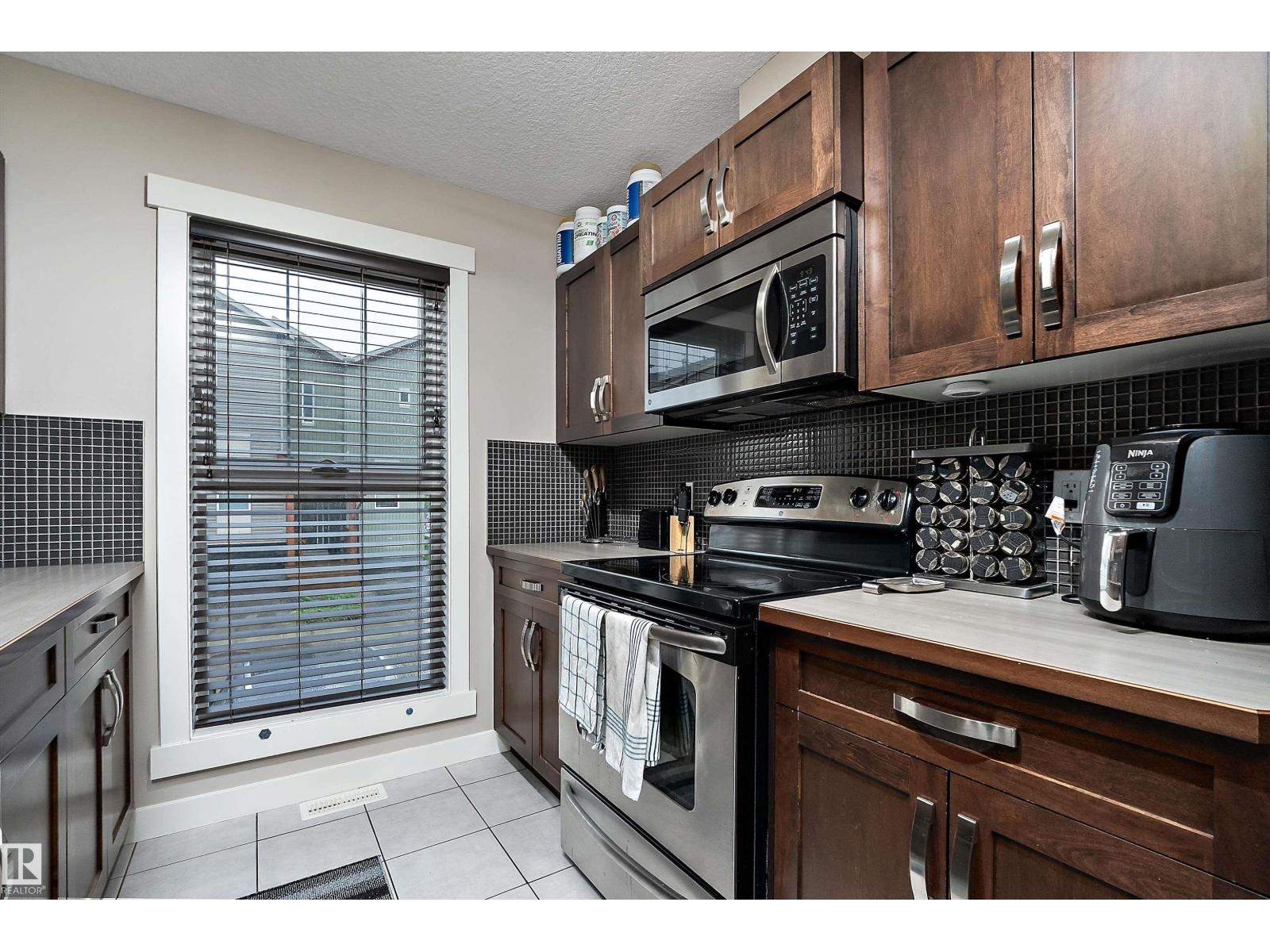 #160 401 SOUTHFORK DR - 5