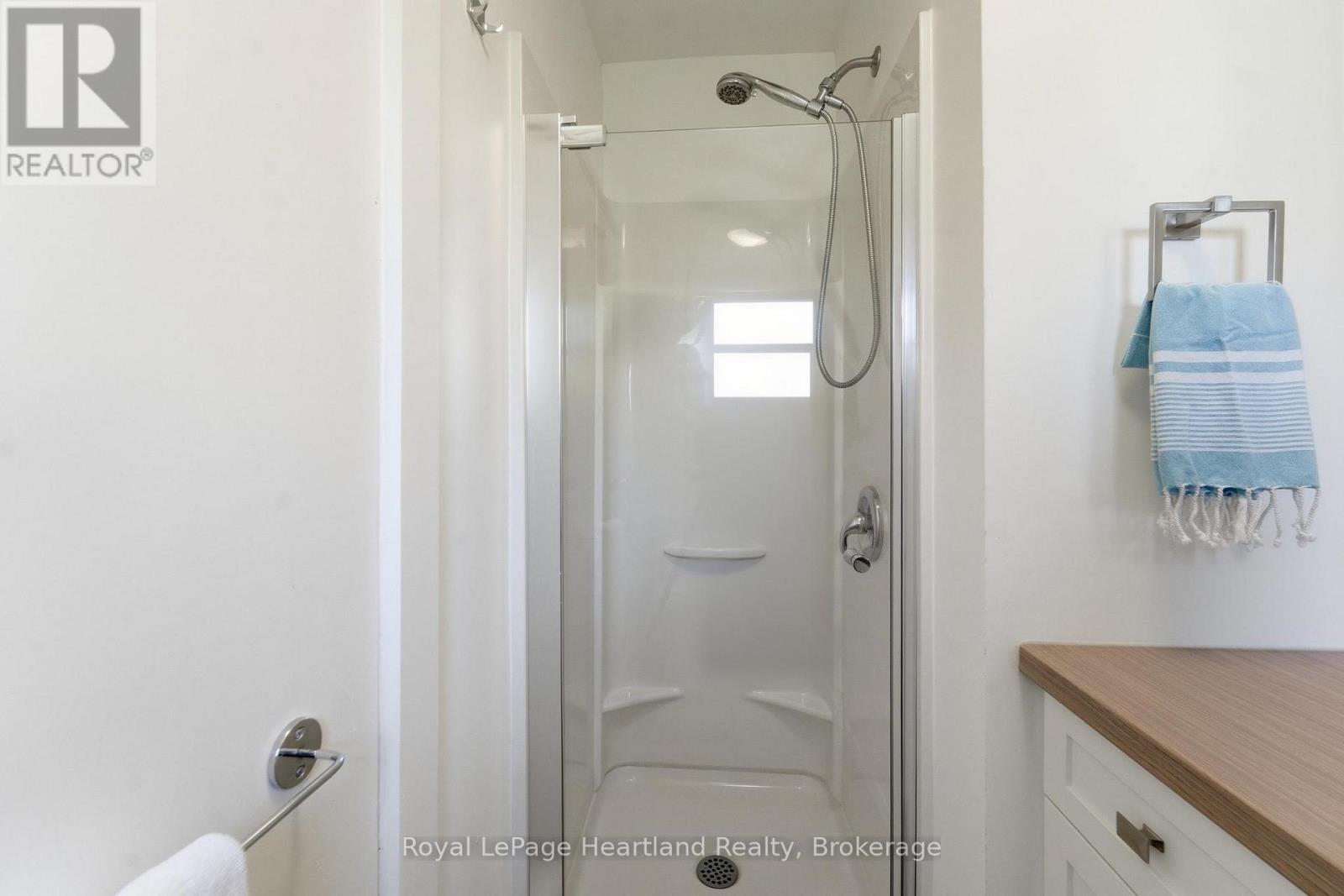 75 VICTORIA BEACH ROAD - 14