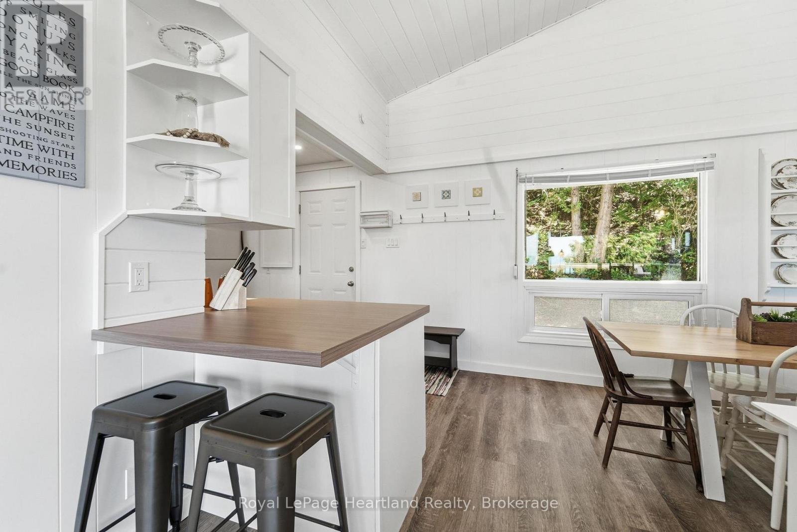 75 VICTORIA BEACH ROAD - 17
