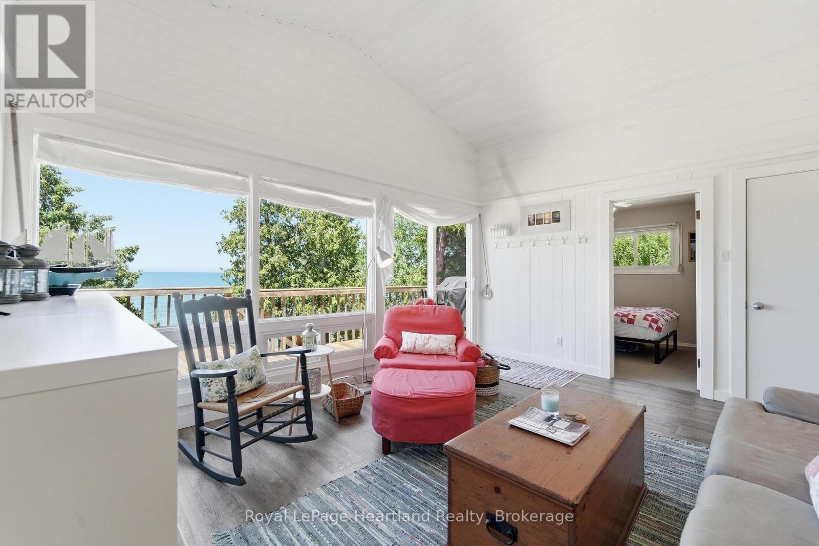 75 VICTORIA BEACH ROAD - 19