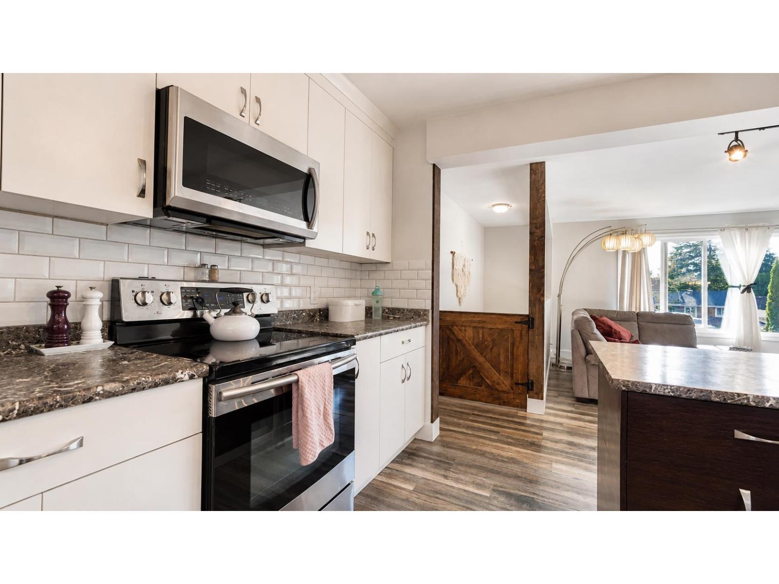 2170 MOSS CRESCENT, Abbotsford