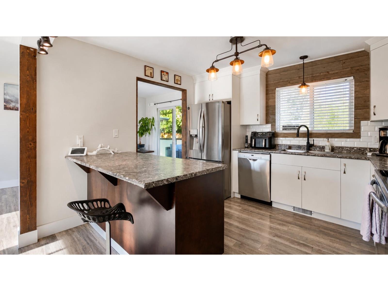 2170 MOSS CRESCENT, Abbotsford