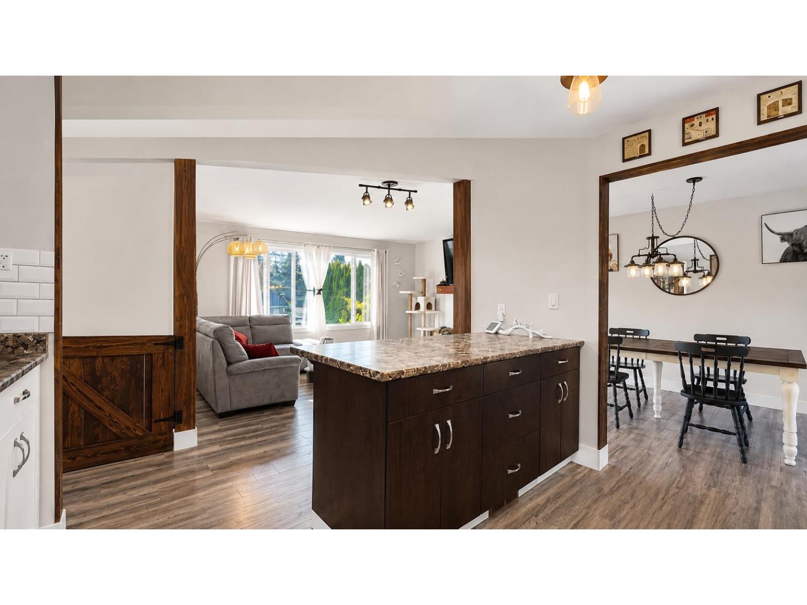 2170 MOSS CRESCENT, Abbotsford