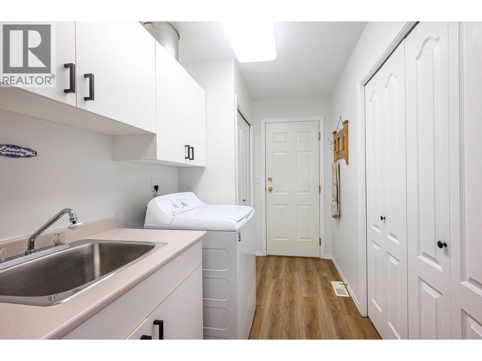 #11 1350 FINLAY Avenue - Image 31