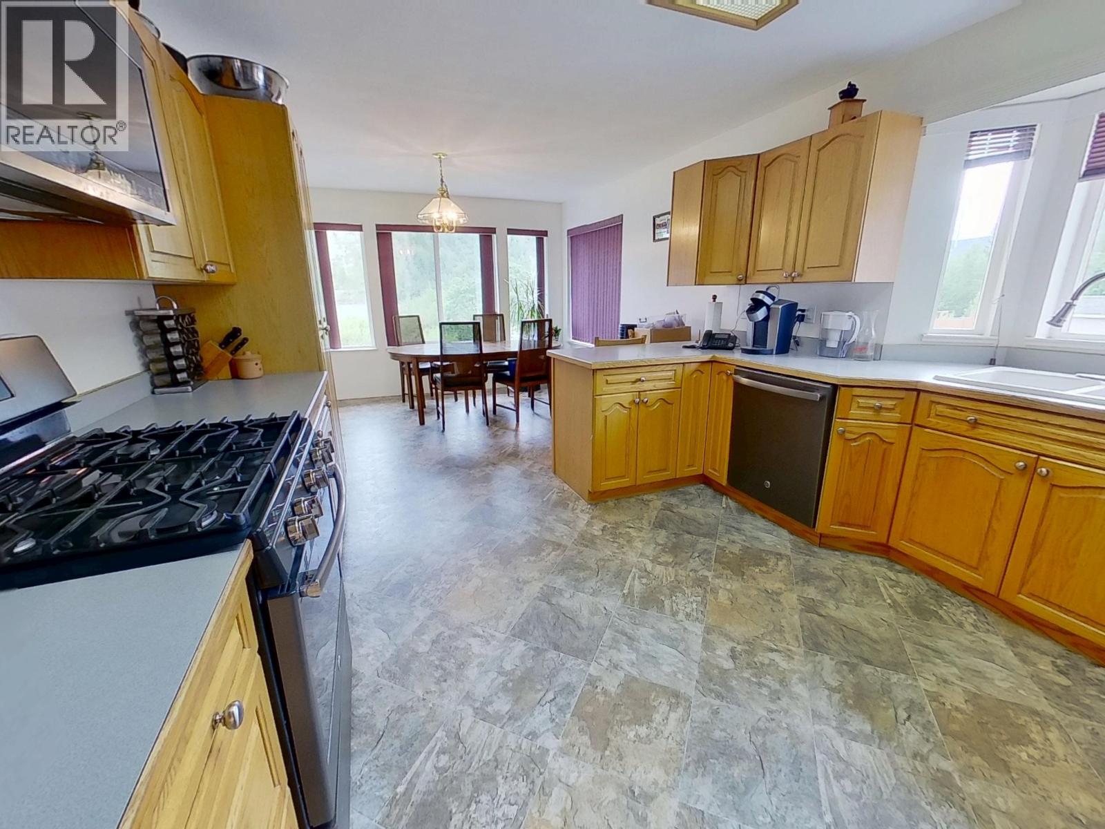 856 ROLPH STREET - 5