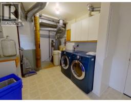 Laundry room - 856 Rolph Street, Quesnel, BC V2J3M1 Photo 18