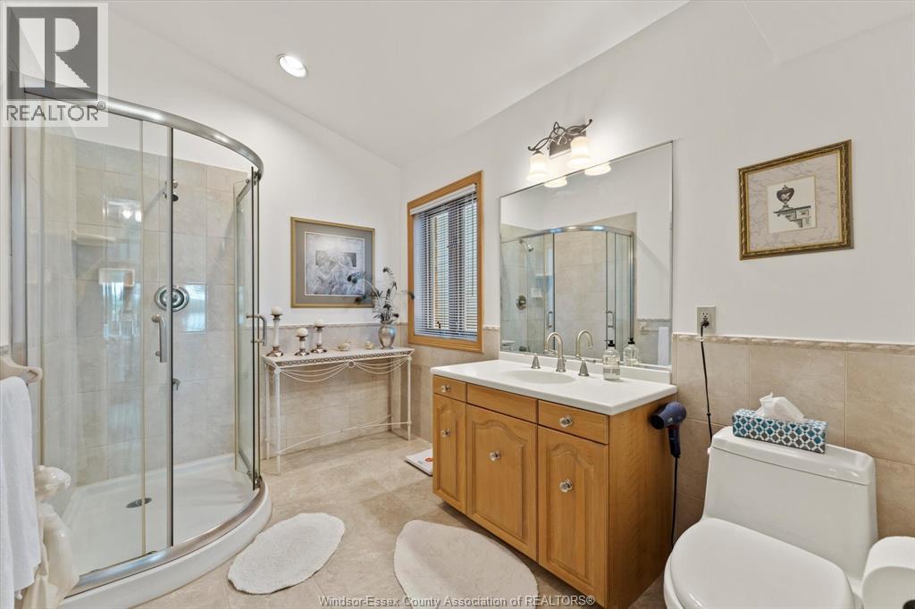 504 DALHOUSIE STREET - 18