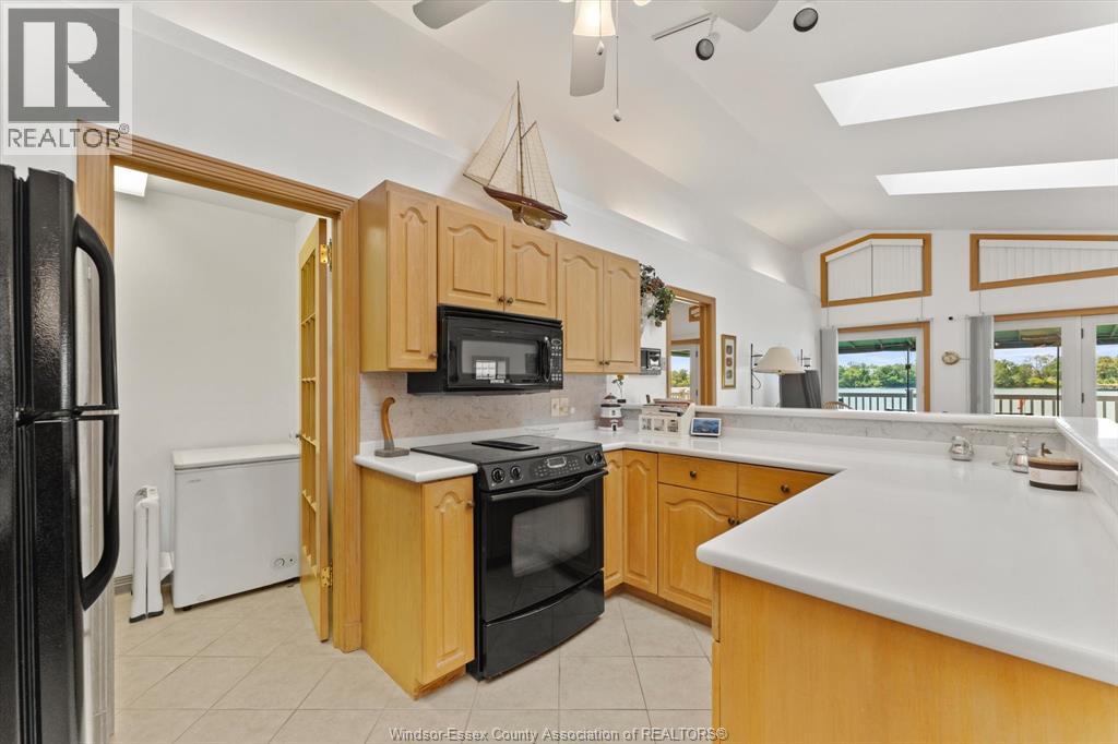 504 DALHOUSIE STREET - 5