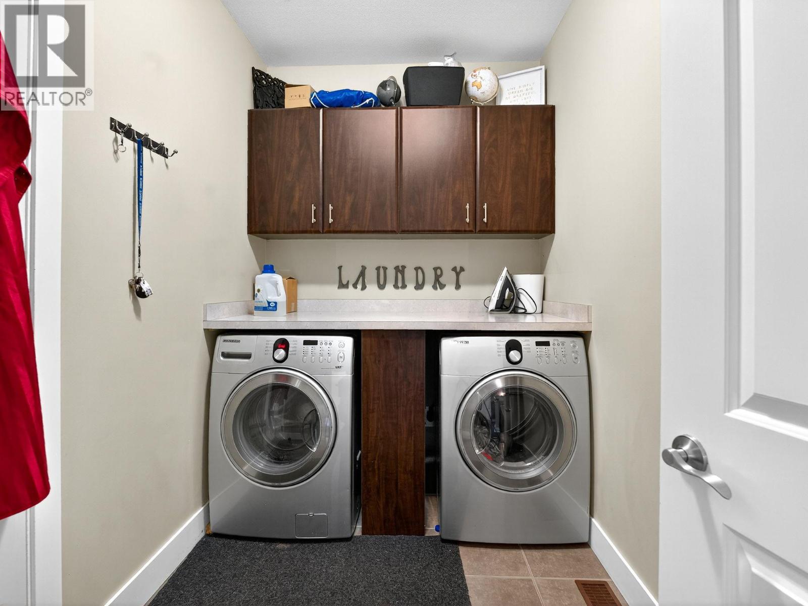 1365 Nishi Court - 14