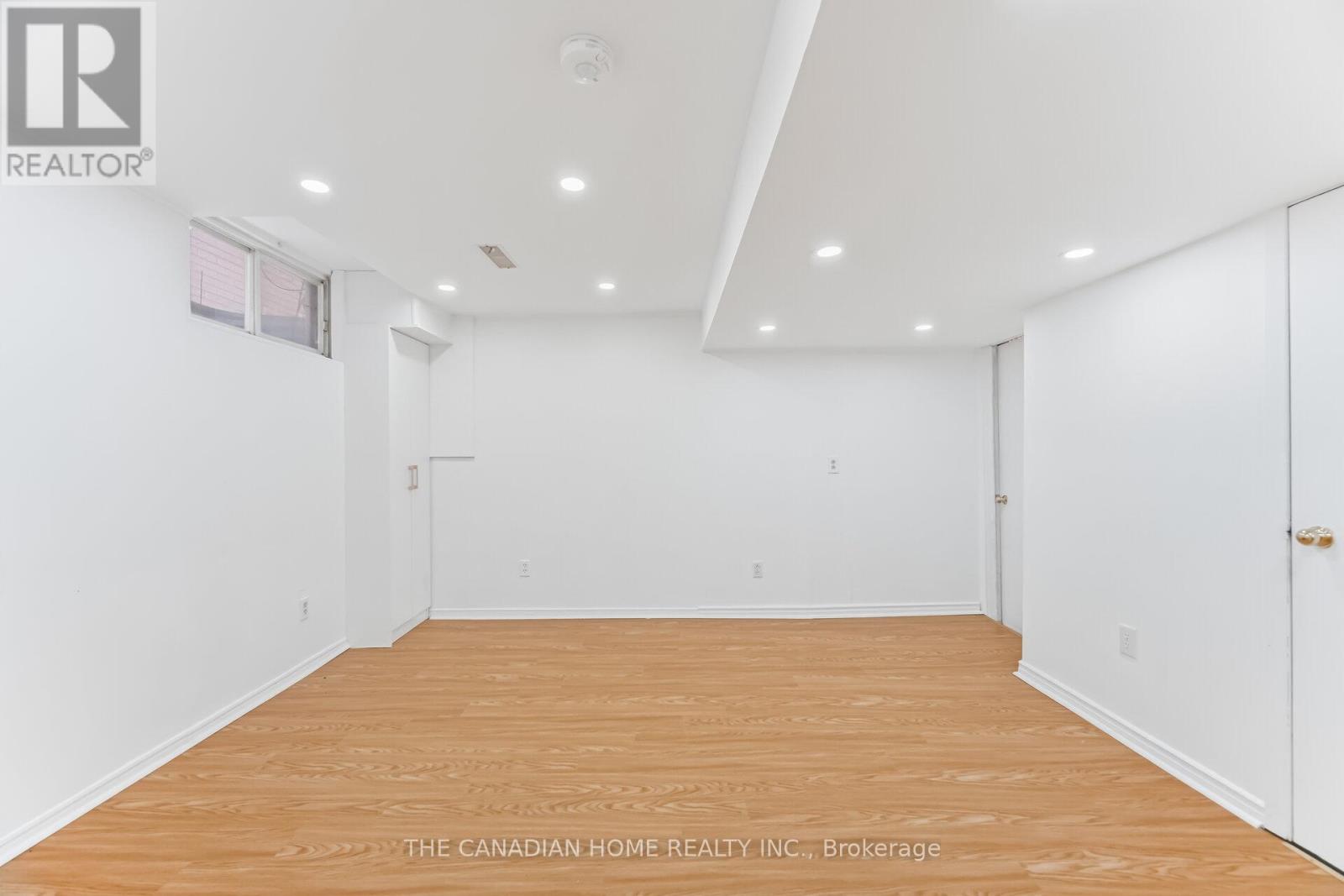 237 BUFFORD DRIVE - 36